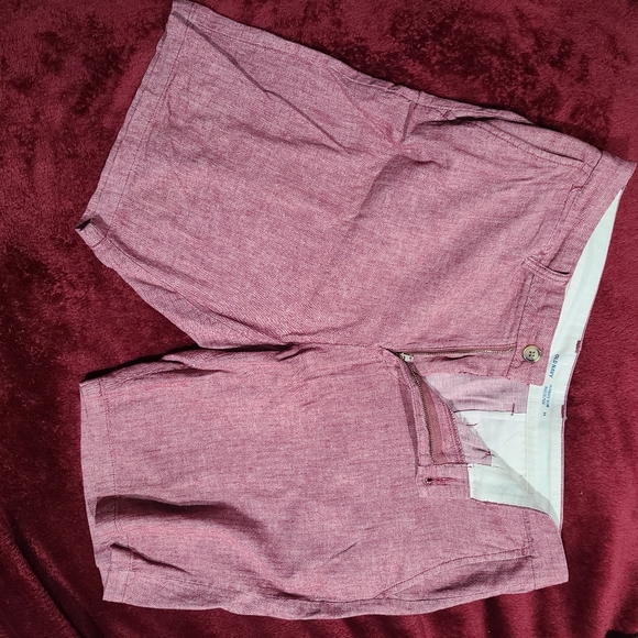 Old Navy Shorts (Men's 34) - Picture 7 of 8